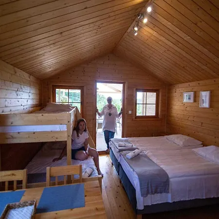 In With A Terrace Holiday home *