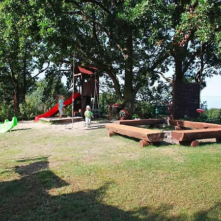 Casa de Férias In With A Terrace *